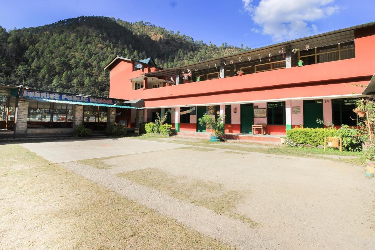 Oyo Hotel Urvashi Palace Mussoorie Eksteriør bilde